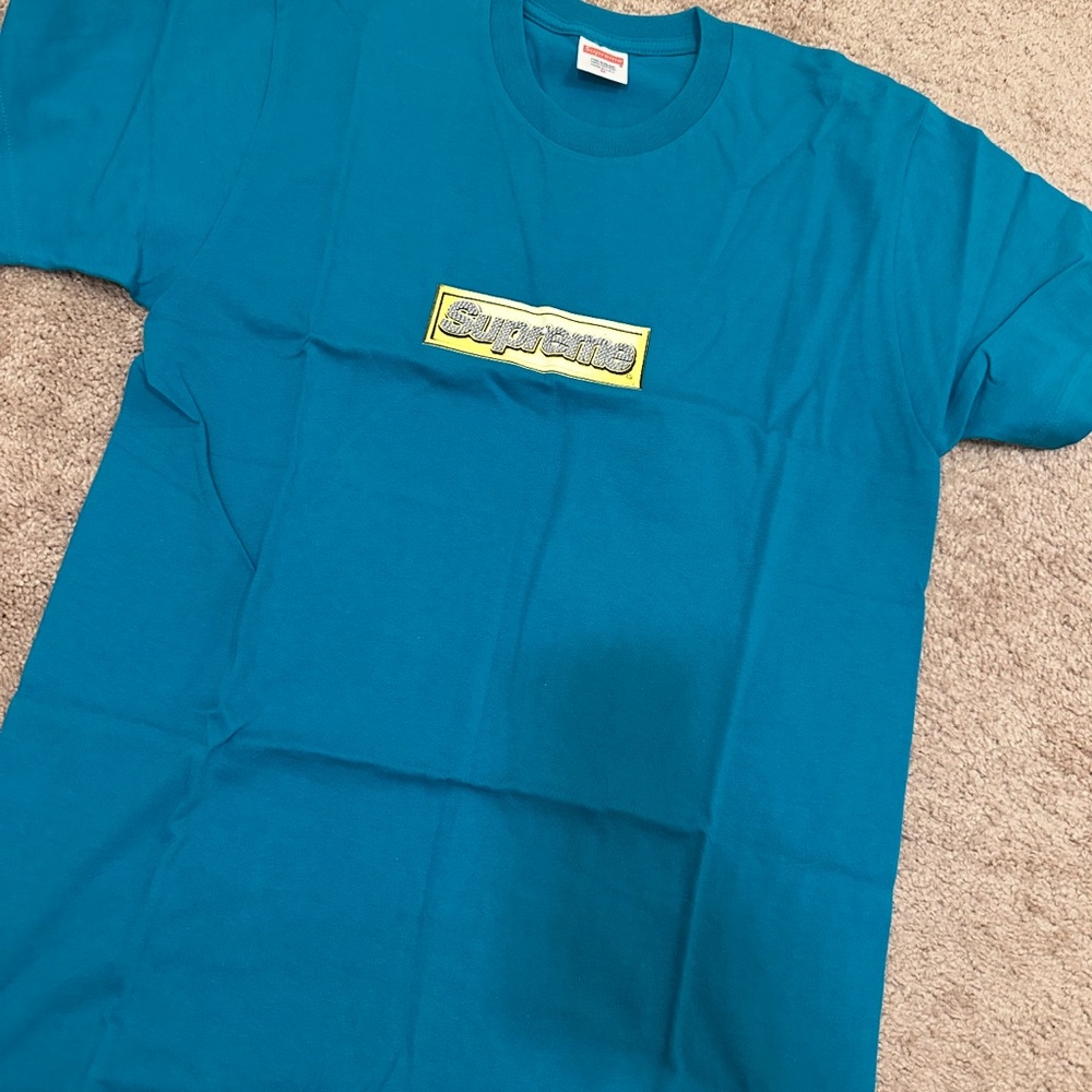 Supreme T-Shirt